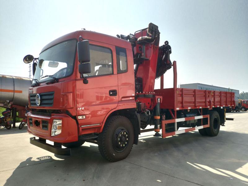 SQ240ZB4東風(fēng)專底折臂隨車吊