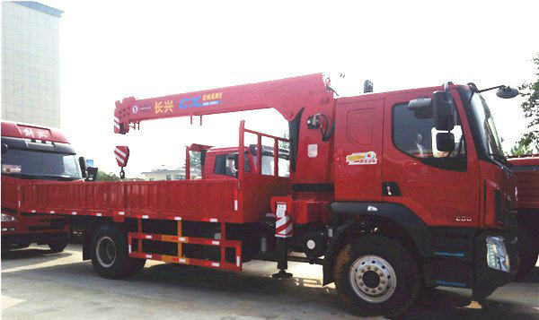 長興8噸柳汽東風(fēng)隨車吊