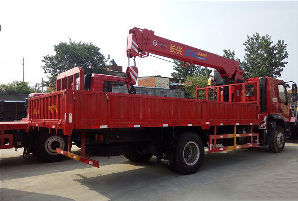 長興8噸柳汽東風(fēng)隨車吊