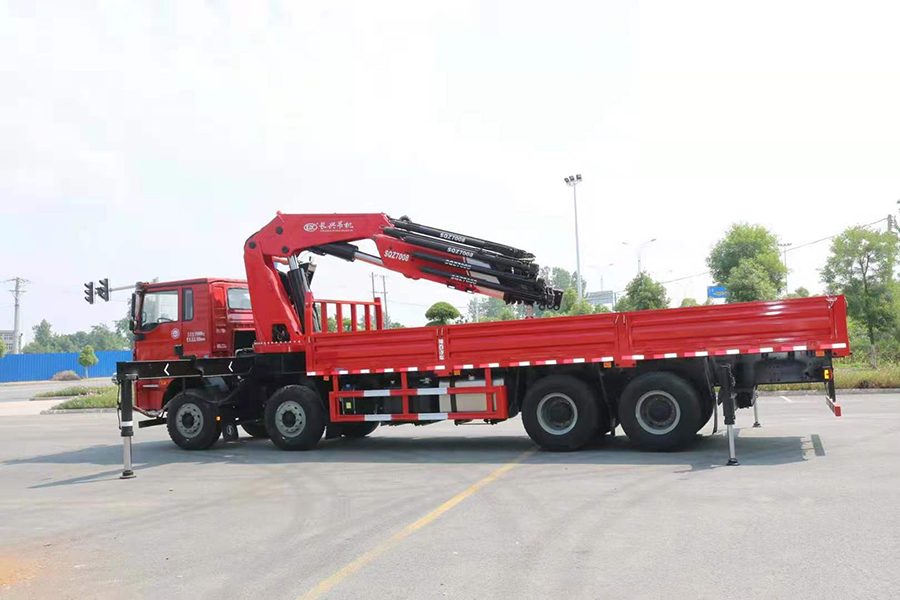 陜汽德龍長(zhǎng)興30噸折臂隨車(chē)吊